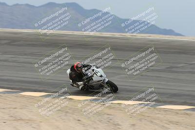 media/Nov-15-2025-Race Pace (Sat) [[8de605a2d8]]/Verified Riders/Bowl (1020am)/